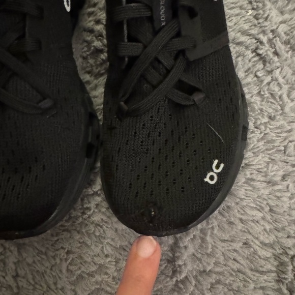 ON CLOUD Women’s X4 Black Athletic Shoes Size 6.5 - Picture 6 of 11